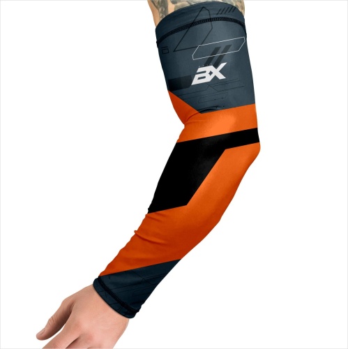 Czarno-pomarańczowy rękaw kompresyjny dla biegaczy Heat