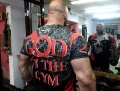 Czarna koszulka do ćwiczeń z napisem God of the GYM