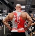 Biało-czerwony tank-top męski Bull
