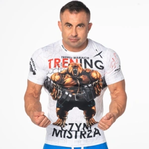 Trening Czyni Mistrza Biała Koszulka Treningowa