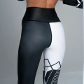 Czarno- Białe Legginsy Treningowe Damskie Czarno-białe legginsy damskie.png